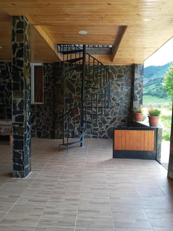Guest House Tavaduri เมสเตีย ภายนอก รูปภาพ
