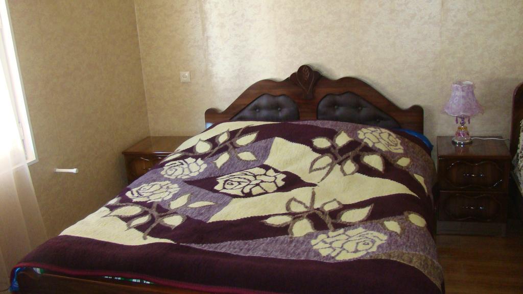 Guest House Tavaduri เมสเตีย ภายนอก รูปภาพ