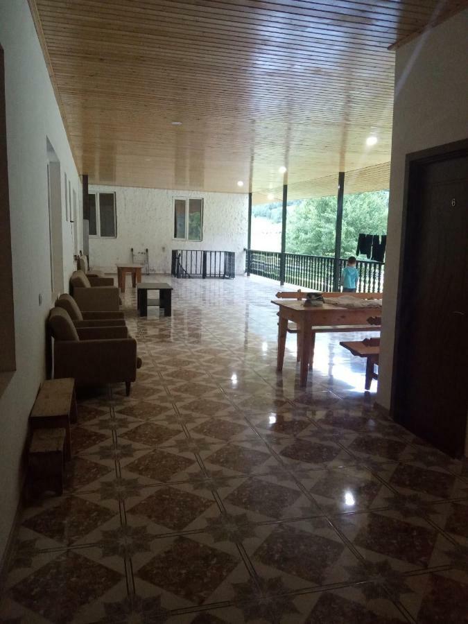 Guest House Tavaduri เมสเตีย ภายนอก รูปภาพ