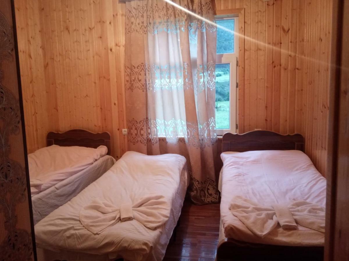 Guest House Tavaduri เมสเตีย ภายนอก รูปภาพ
